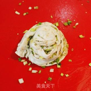 葱香四溢-----葱香手抓饼步骤6