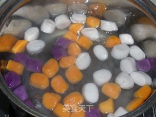 芋圆换种吃法——桂花酒酿芋圆步骤6 芋圆换种吃法——桂花酒酿芋圆步骤6
