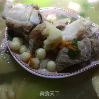 腌笃鲜遇到鸡头米步骤6