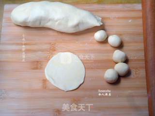 玉米面猪肉蒸饺步骤3 玉米面猪肉蒸饺步骤3