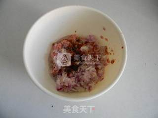 香菇肉馅蒸饺步骤3