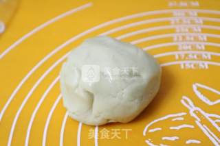 中秋佳节不可缺少的苏式月饼步骤2 中秋佳节不可缺少的苏式月饼步骤2