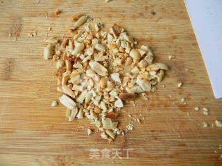 黑芝麻花生馅苏式月饼步骤5