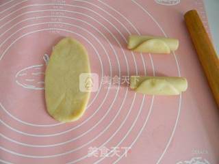 黑芝麻花生馅苏式月饼步骤12