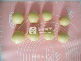 黑芝麻花生馅苏式月饼步骤16