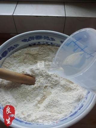 中点传奇—鲜肉小笼包步骤2 中点传奇—鲜肉小笼包步骤2
