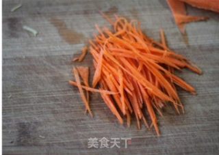 在家轻松山寨江苏名菜——大煮干丝步骤2 在家轻松山寨江苏名菜——大煮干丝步骤2