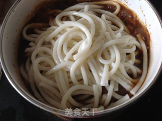 牛肉米线步骤4