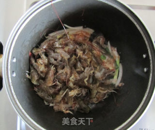 虾汤米线步骤5