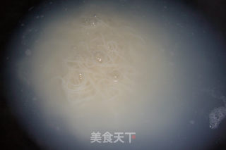 家庭自制酸菜米线步骤8