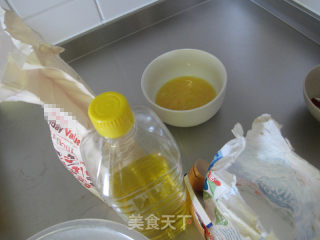 经久不衰的小点心【东北大桃酥】步骤1 经久不衰的小点心【东北大桃酥】步骤1
