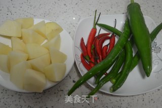 新疆招牌大盘鸡步骤2 新疆招牌大盘鸡步骤2