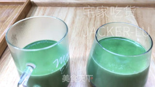 抹茶雪山奶冻，入口轻柔嫩滑，浓郁抹茶香味，清爽不腻而又美味。步骤9