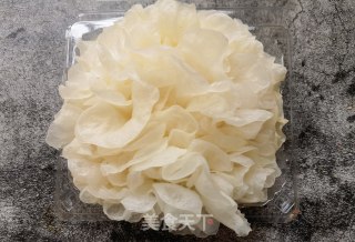 桂花木瓜银耳汤步骤1