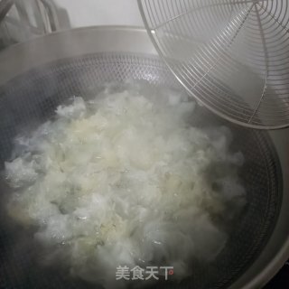 山楂糕拌银耳步骤5