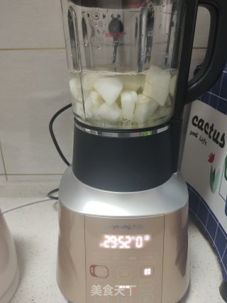 银耳雪梨莲子羹步骤6