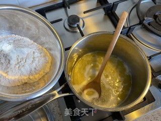 泡芙手指饼步骤3