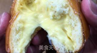 香草爆浆甜甜圈，脆脆外皮糖壳，松软甜甜圈，一口下去直爆浆，好吃到舔手指。步骤30