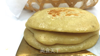 超简单香蕉松饼，软软糯糯，天然食材，健康美味，简单又快手。步骤11