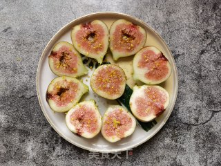 桂花冰糖蒸无花果步骤6