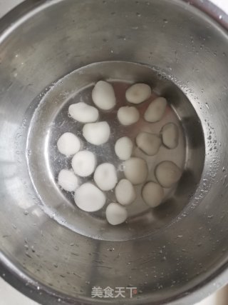 椰香芒果小圆子步骤3