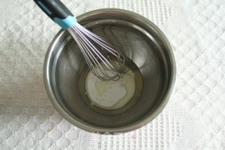 椰香斑斓奶冻卷步骤5