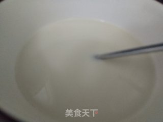 酸奶芒果慕斯蛋糕步骤2