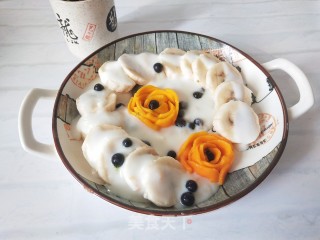 香蕉芒果酸奶拌步骤3