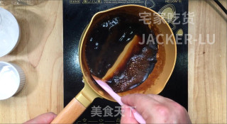 清凉双色冰粉粉，红糖的甜蜜、抹茶的清新，解暑又美味香甜。步骤8