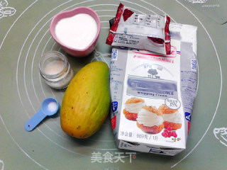 蔓越莓酸奶芒果冰激凌步骤1