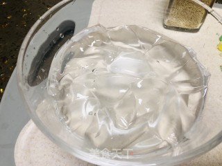 白凉粉水果捞步骤3