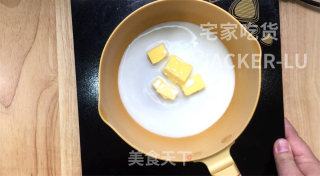酥粒奶油泡芙，甜蜜的奶油，喷香的酥粒和外壳，好吃的停不下来。步骤6