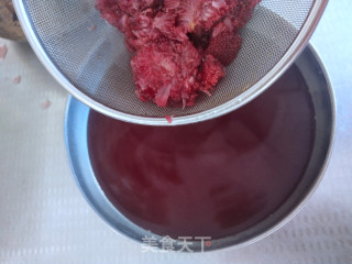 牛奶杨梅冰粉步骤6