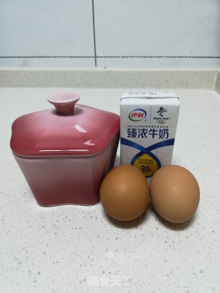 夏日甜点—超简单的简易版双皮奶（手残星人也可轻松完成）步骤1