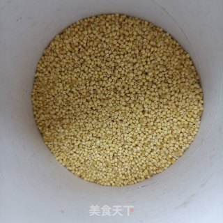 “清凉消暑”椰香酸奶冰粥步骤1