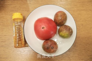 酸甜解渴的番茄百香果蜂蜜冰棍步骤1