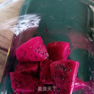 “清凉消暑”火龙果冰酸奶步骤4