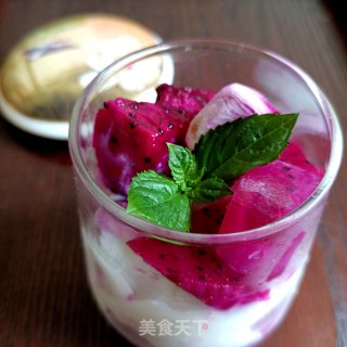 “清凉消暑”火龙果冰酸奶步骤9