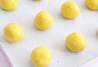 外酥内糯，好吃到爆炸 | 脆皮南瓜糯米球！步骤5