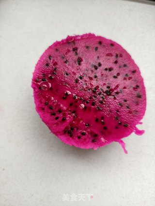 火龙果冻西米撞奶步骤4