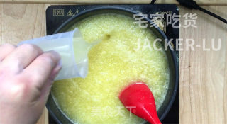 家常美食苹果酱，入口酸酸甜甜，纯天然美食，无防腐剂哦。步骤8