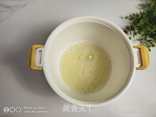 芒果椰丝蛋糕卷步骤5
