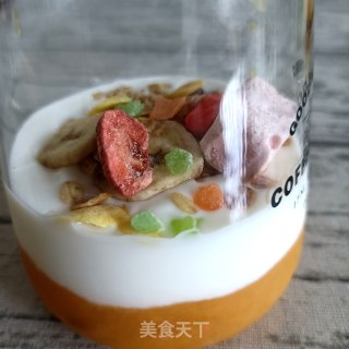 杏梅果酱酸奶杯步骤5