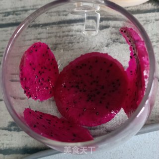 麦片火龙果拌酸奶步骤3