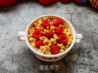 树莓麦片拌酸奶步骤8