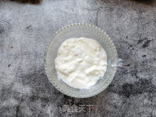 火龙果甜瓜油桃酸奶杯步骤5