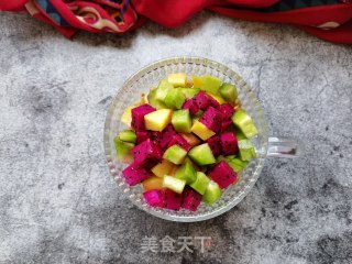 火龙果甜瓜油桃酸奶杯步骤7