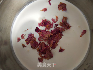 玫瑰奶冻步骤3