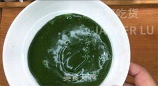 抹茶松露巧克力，一口下去，丝丝柔滑，入口即化，简单又便宜。步骤7