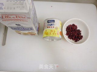 自制蔓越莓奶油冰激凌❗️（消耗淡奶油）口感顺滑，制作简单❗️步骤2